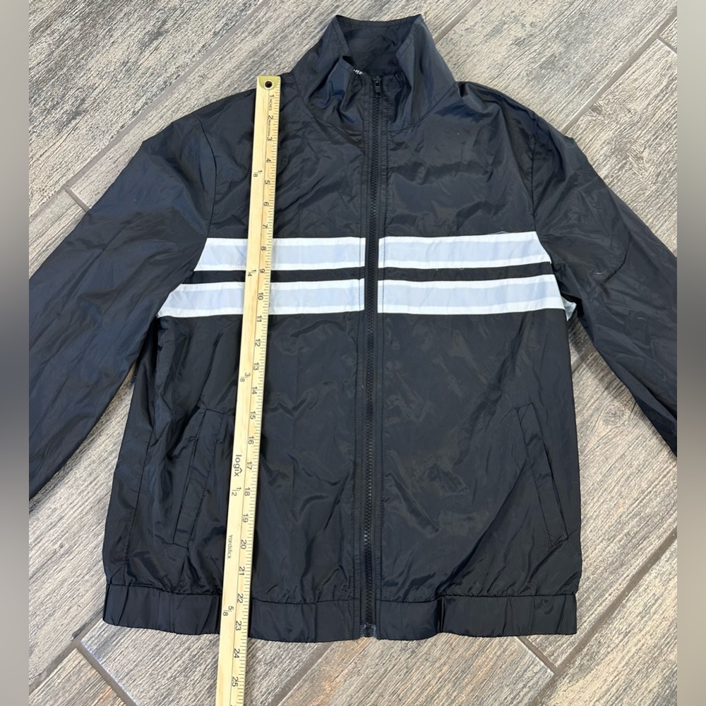 Retro Style lightweight classic black windbreaker jacket Size Medium NWOT - Picture 8 of 9